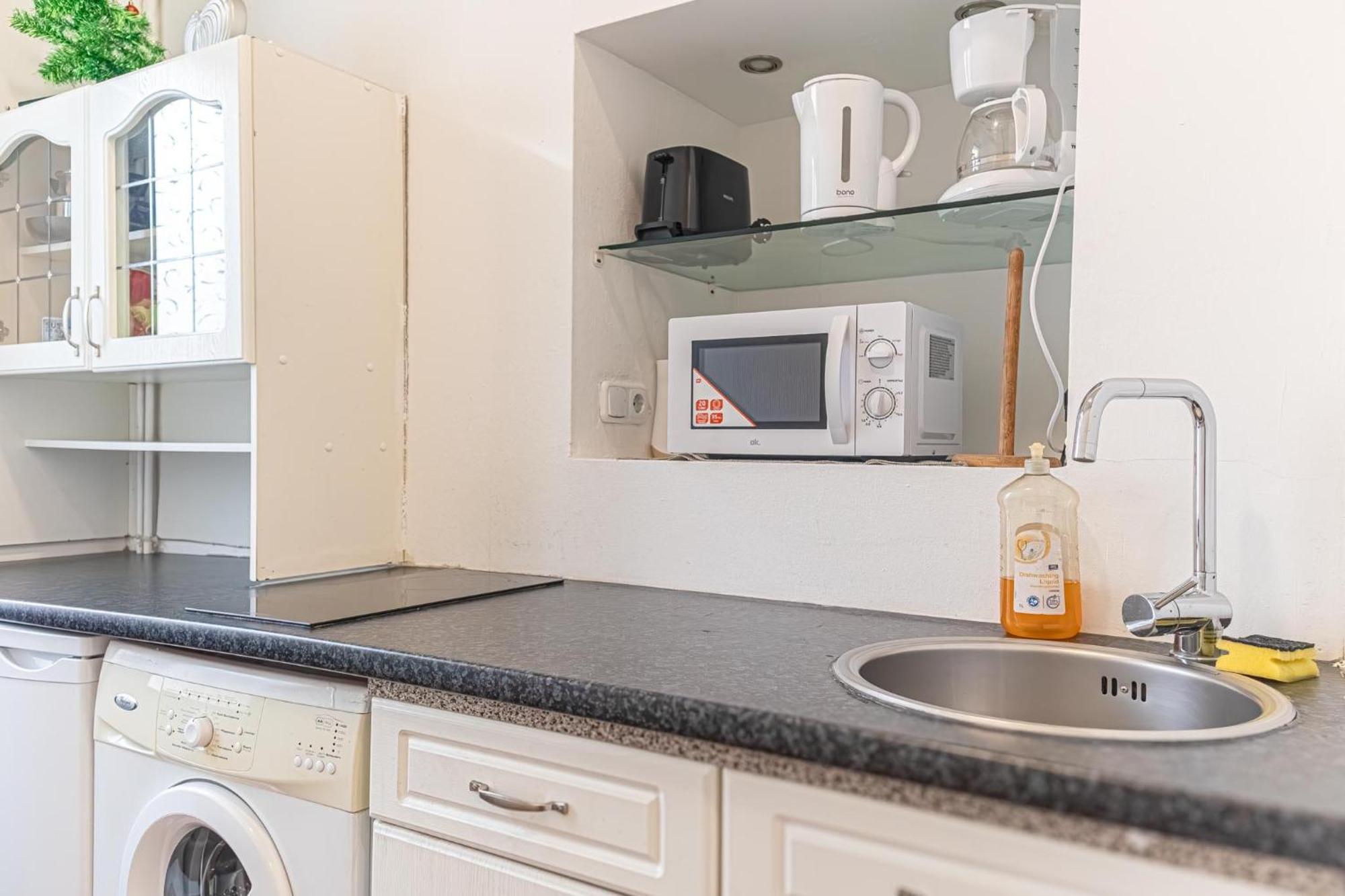 Modern 1Br Apart- Suitable For Longstays فيينا المظهر الخارجي الصورة